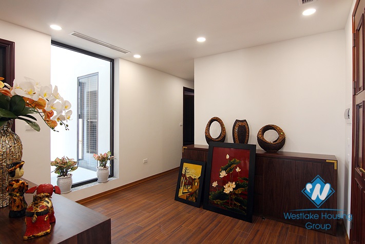Modern style apartment for rent in Tay Ho District 